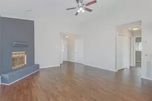 16938 Enchanted Cir E, Sugar Land, TX 77498 - Photo 5