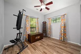 11956 White Oak Crossing, Conroe, TX 77385 - Photo 13