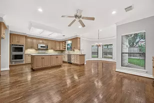 919 Ivy Pkwy Dr, Houston, TX 77077 - Photo 7