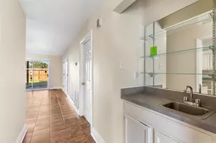 5902 Arncliffe Dr, Houston, TX 77088 - Photo 17