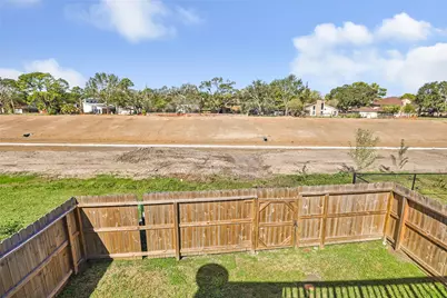 5902 Arncliffe Drive, Houston, TX 77088 - Photo 9