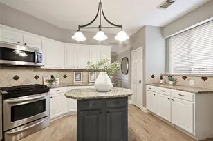 15902 Timber Grove Ct N, Tomball, TX 77377 - Photo 17