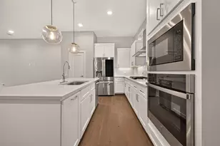 838 Fisher St, Houston, TX 77018 - Photo 11