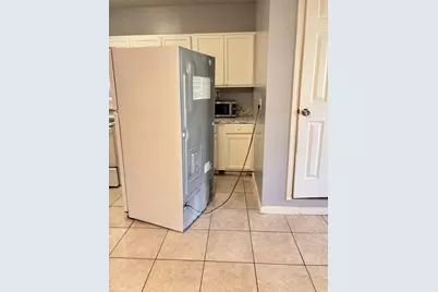 538 Glenvale Drive #B, Houston, TX 77060 - Photo 9