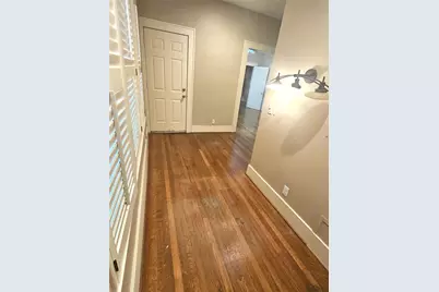 2046 W Main Street, Houston, TX 77098 - Photo 17