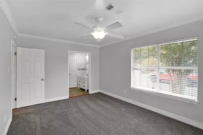 114 W Lobit Street, Baytown, TX 77520 - Photo 5