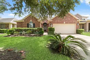 7023 Kendall Lake Ct, Richmond, TX 77407 - Photo 1