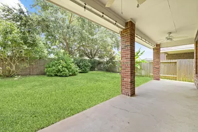 7023 Kendall Lake Court, Richmond, TX 77407 - Photo 5