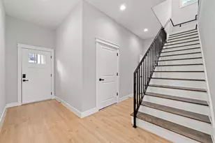 6480 T C Jester Blvd, Houston, TX 77007 - Photo 15