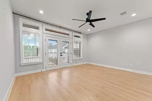 6480 T C Jester Blvd, Houston, TX 77007 - Photo 39