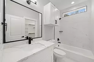 6480 T C Jester Blvd, Houston, TX 77007 - Photo 33