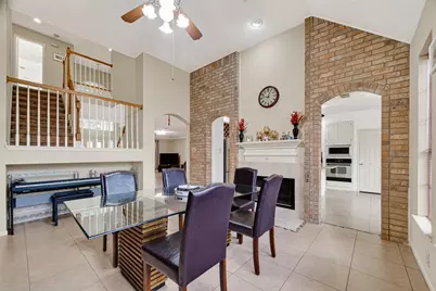 811 Colony Glen Court, Houston, TX 77062 - Photo 9