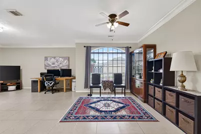 811 Colony Glen Court, Houston, TX 77062 - Photo 7