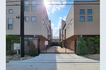 1424 Wilson Street, Houston, TX 77019 - Photo 3