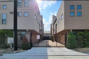 1424 Wilson St, Houston, TX 77019 - Photo 3