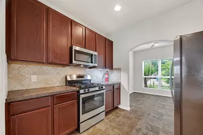 8134 Pastel Dawn Trace Trace, Houston, TX 77049 - Photo 13