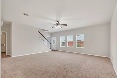8134 Pastel Dawn Trace Trace, Houston, TX 77049 - Photo 5