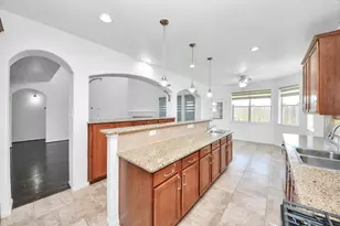 207 Carlie Way, Stafford, TX 77477 - Photo 9