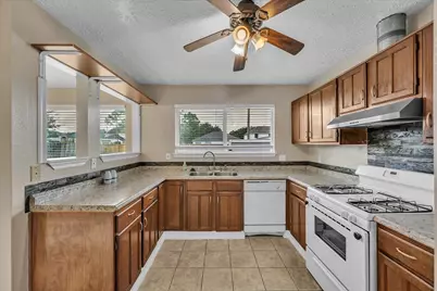 2058 Feather Ridge Drive, Missouri City, TX 77489 - Photo 11