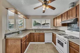 2058 Feather Ridge Dr, Missouri City, TX 77489 - Photo 11