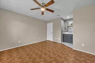 2058 Feather Ridge Dr, Missouri City, TX 77489 - Photo 19