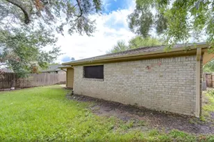 10727 Sagewillow Ln, Houston, TX 77089 - Photo 5