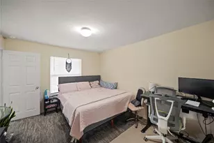 2750 Holly Hall St, Houston, TX 77054 - Photo 11