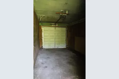 4813 Angleton Street, Houston, TX 77033 - Photo 13