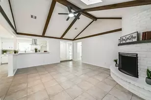 2022 Silver Moon Trail, Crosby, TX 77532 - Photo 5