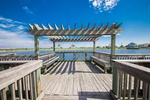 26702 Baywater Dr, Galveston, TX 77554 - Photo 21