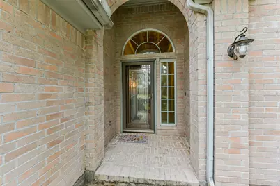 153 Greenridge Circle, League City, TX 77573 - Photo 3