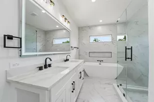 6128 Endeavor Heights Rd, Houston, TX 77091 - Photo 17