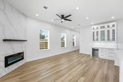 6128 Endeavor Heights Road, Houston, TX 77091 - Photo 7
