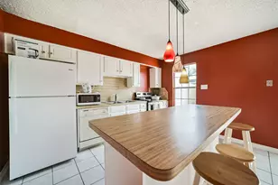 9345 Westwood Village Dr, Houston, TX 77036 - Photo 9