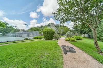 9345 Westwood Village Drive #30, Houston, TX 77036 - Photo 27