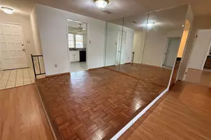 16402 Cavendish Dr, Houston, TX 77059 - Photo 7