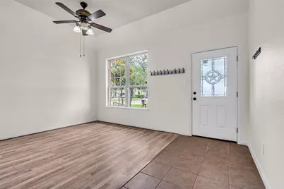 6658 Hawkins Hill Lane, Dickinson, TX 77539 - Photo 5