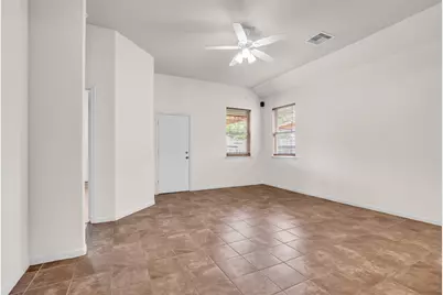 6658 Hawkins Hill Lane, Dickinson, TX 77539 - Photo 17