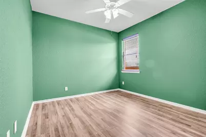 6658 Hawkins Hill Lane, Dickinson, TX 77539 - Photo 25