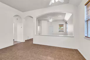 6658 Hawkins Hill Ln, Dickinson, TX 77539 - Photo 15
