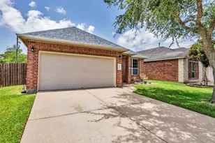 6658 Hawkins Hill Ln, Dickinson, TX 77539 - Photo 3