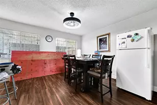 11002 Hammerly Blvd, Houston, TX 77043 - Photo 9