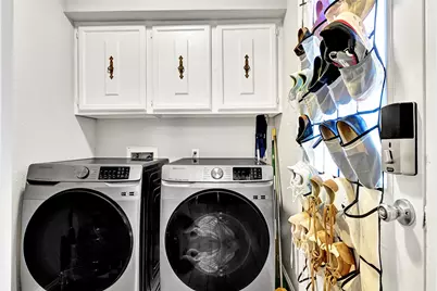 11002 Hammerly Boulevard #223, Houston, TX 77043 - Photo 13