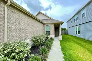 2907 Lazarina, Fresno, TX 77545 - Photo 7