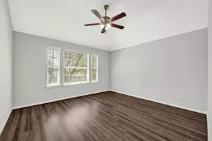 17726 Creek Bluff Ln, Cypress, TX 77433 - Photo 27