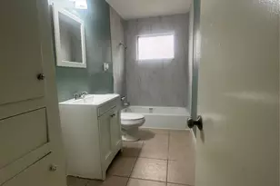 4323 Groton Dr, Houston, TX 77047 - Photo 11