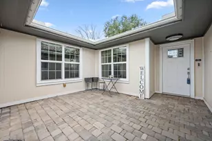 2327 Colonial Ridge Dr, Friendswood, TX 77546 - Photo 9