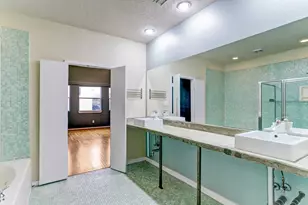 5418 Kiam St, Houston, TX 77007 - Photo 25
