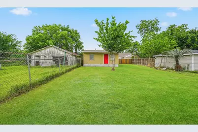 10001 Lucore Street #BACK, Houston, TX 77017 - Photo 3