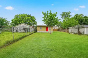 10001 Lucore St, Houston, TX 77017 - Photo 3